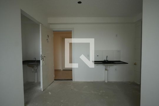 Sala de apartamento à venda com 2 quartos, 36m² em Santa Maria, Santo André