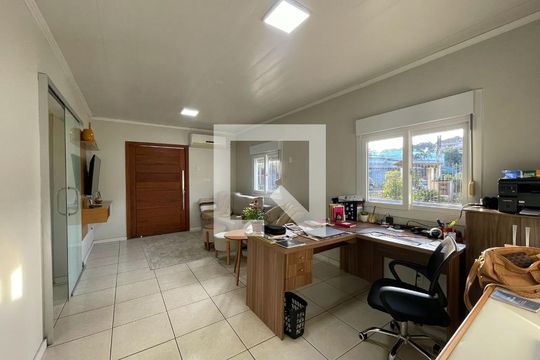 Casa para alugar com 4 quartos, 370m² em Rincão, Novo Hamburgo