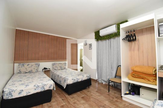 Flat de kitnet/studio à venda com 1 quarto, 30m² em Alto da Xv, Curitiba