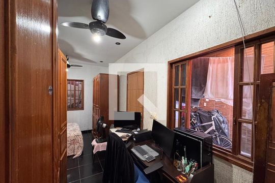 Quarto  de casa à venda com 2 quartos, 420m² em Recreio dos Bandeirantes, Rio de Janeiro
