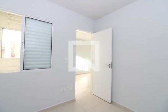 Quarto 2 de apartamento para alugar com 2 quartos, 36m² em Vila Guilhermina, São Paulo