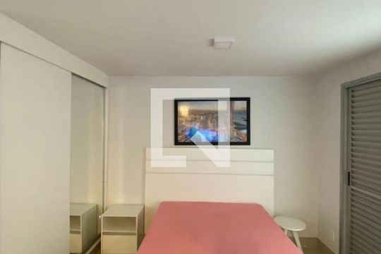 Sala/Quarto de apartamento para alugar com 1 quarto, 41m² em Setor Central, Goiânia