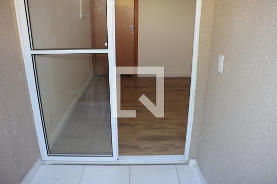 Apartamento para alugar com 2 quartos, 50m² em Granja Viana, Cotia