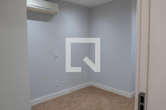 Casa de Condomínio para alugar com 4 quartos, 300m² em Morumbi, Paulínia