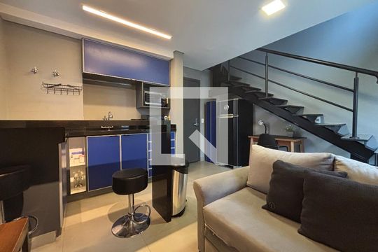 Sala/Cozinha de apartamento à venda com 1 quarto, 43m² em Vila Olímpia, São Paulo