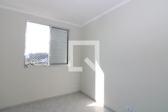 Quarto 2 de apartamento para alugar com 2 quartos, 53m² em Vila Silvia, São Paulo
