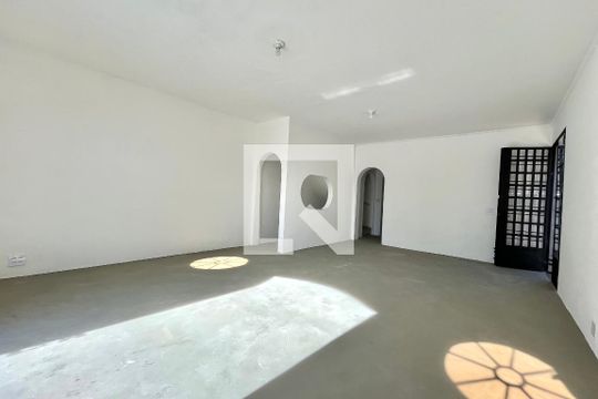 Sala  de casa para alugar com 3 quartos, 184m² em Vila Guarani (zona Sul), São Paulo