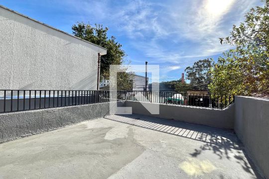 Varanda de casa para alugar com 3 quartos, 184m² em Vila Guarani (zona Sul), São Paulo