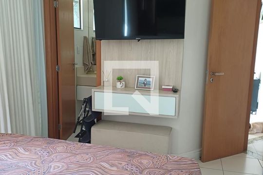 Quarto de apartamento para alugar com 3 quartos, 110m² em Jardim Armação, Salvador