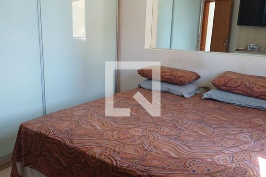 Quarto de apartamento para alugar com 3 quartos, 110m² em Jardim Armação, Salvador