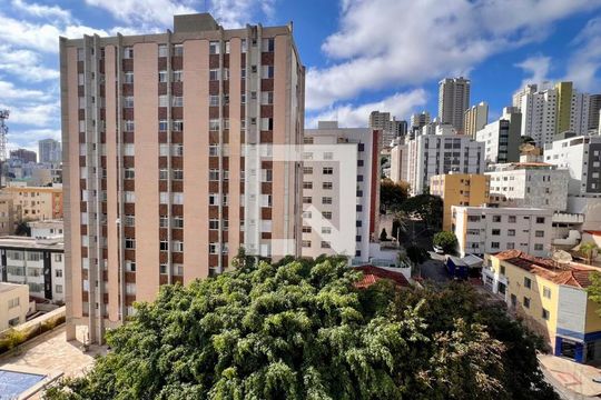 Apartamento à venda com 4 quartos, 130m² em Gutierrez, Belo Horizonte
