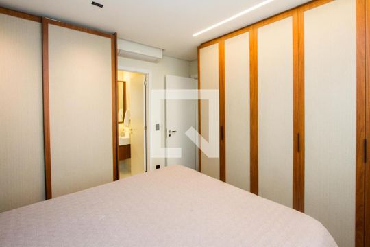 Apartamento à venda com 1 quarto, 62m² em Campo Belo, São Paulo
