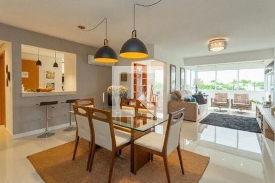 Sala de apartamento para alugar com 3 quartos, 128m² em Vila Jardim, Porto Alegre