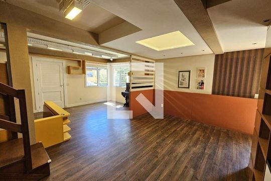 Sala de casa de condomínio para alugar com 3 quartos, 127m² em Mário Quintana, Porto Alegre