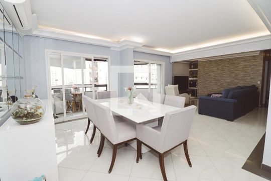 Sala de apartamento à venda com 4 quartos, 153m² em Santa Terezinha, São Paulo