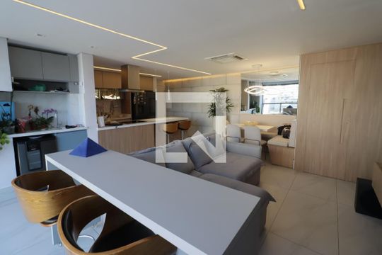 Sala/Cozinha de apartamento para alugar com 2 quartos, 92m² em Centro, Osasco