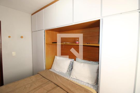 Quarto 1 de apartamento para alugar com 2 quartos, 49m² em Jardim Casa Pintada, São Paulo
