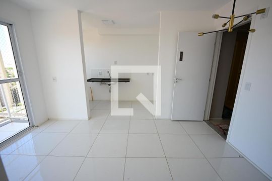 Apartamento para alugar com 2 quartos, 42m² em Parque Amazonia, Goiânia
