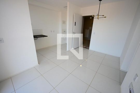 Apartamento para alugar com 2 quartos, 42m² em Parque Amazonia, Goiânia