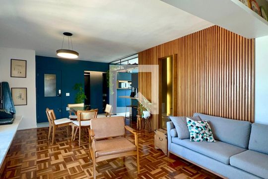 Sala de TV de apartamento à venda com 1 quarto, 78m² em Pinheiros, São Paulo