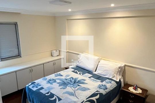 Quarto de apartamento à venda com 2 quartos, 60m² em Vila Andrade, São Paulo