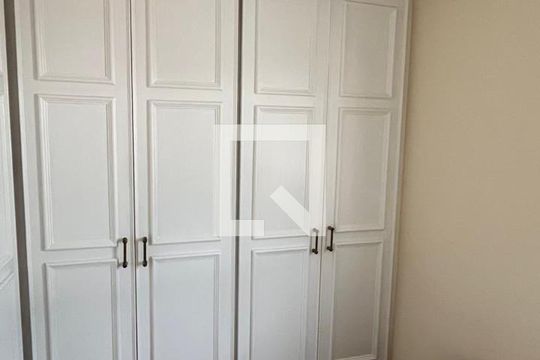 Quarto de apartamento à venda com 2 quartos, 60m² em Vila Andrade, São Paulo