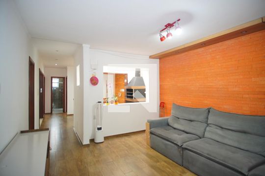 Casa para alugar com 3 quartos, 96m² em Sarandi, Porto Alegre