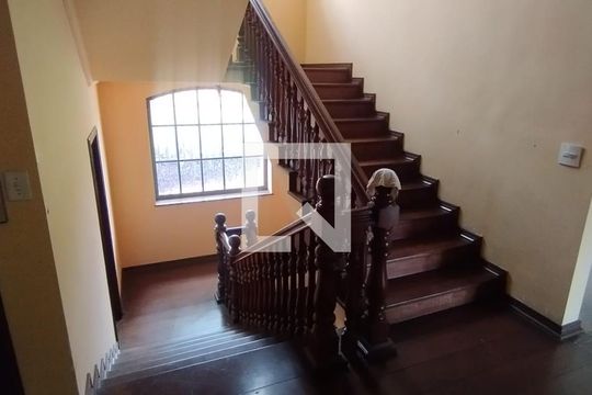 Corredor de casa à venda com 3 quartos, 1100m² em Parque Nova Campinas, Campinas