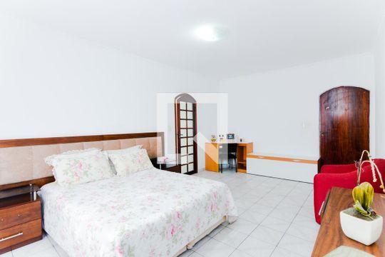 Suíte 1  de casa à venda com 3 quartos, 250m² em Parque Continental Ii, Guarulhos