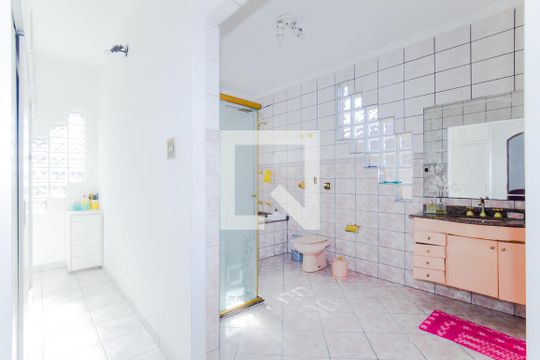 Closet da suíte de casa à venda com 3 quartos, 250m² em Parque Continental Ii, Guarulhos