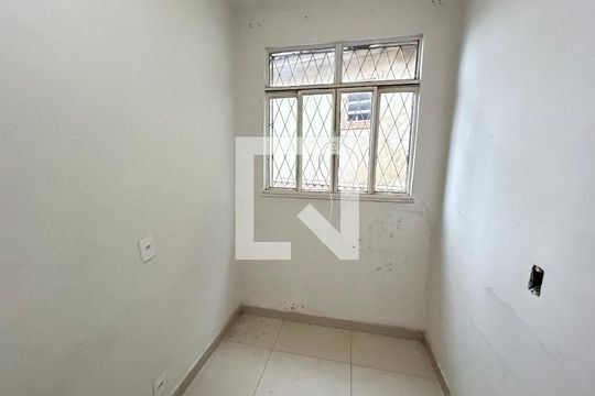 Quarto 1 de casa para alugar com 3 quartos, 180m² em Anchieta, Nilópolis
