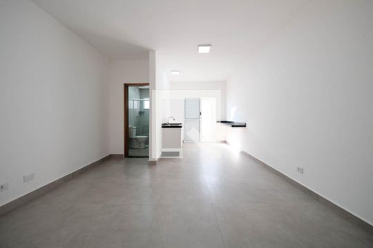 Kitnet de kitnet/studio para alugar com 1 quarto, 30m² em Vila Talarico, São Paulo