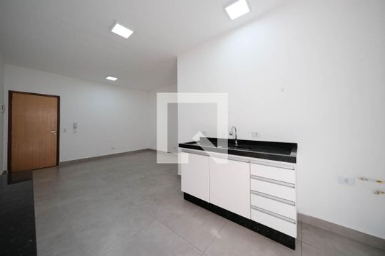 Kitnet de kitnet/studio para alugar com 1 quarto, 30m² em Vila Talarico, São Paulo
