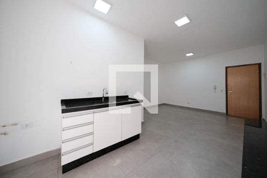 Kitnet de kitnet/studio para alugar com 1 quarto, 30m² em Vila Talarico, São Paulo