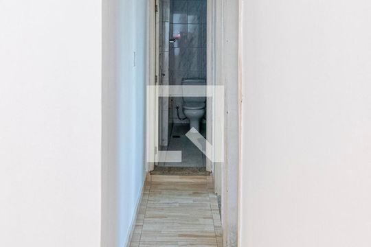 Sala de apartamento para alugar com 2 quartos, 84m² em Penha, Rio de Janeiro