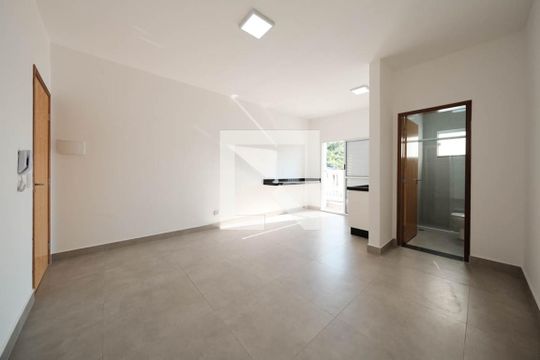 Kitnet de kitnet/studio para alugar com 1 quarto, 30m² em Vila Talarico, São Paulo
