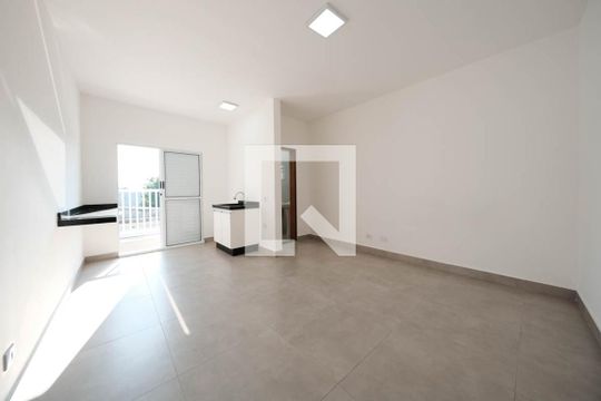 Kitnet de kitnet/studio para alugar com 1 quarto, 30m² em Vila Talarico, São Paulo