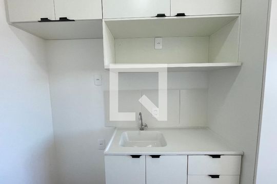 Kitnet/Studio para alugar com 1 quarto, 17m² em Ferreira, São Paulo