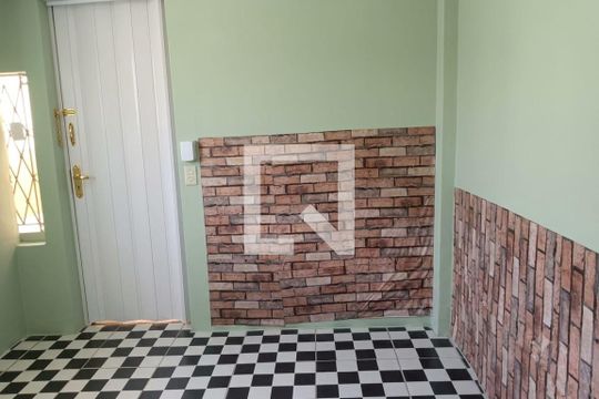 Quarto de casa para alugar com 1 quarto, 350m² em Itatiaia, Duque de Caxias