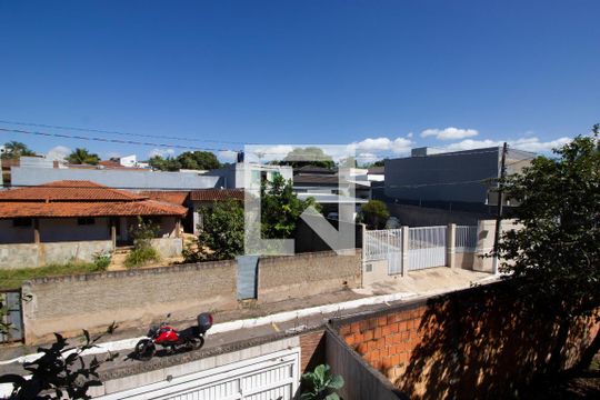 Casa de Condomínio à venda com 4 quartos, 240m² em Colônia Agrícola Arniqueira, Brasília