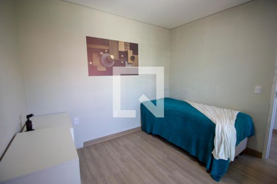 Casa de Condomínio à venda com 4 quartos, 240m² em Colônia Agrícola Arniqueira, Brasília