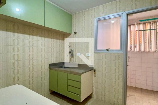 Cozinha - Armários de apartamento para alugar com 3 quartos, 67m² em Sumaré, São Paulo