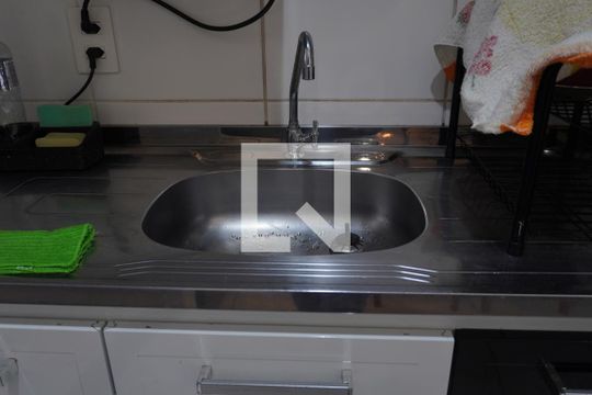 Apartamento para alugar com 2 quartos, 44m² em Itaquera, São Paulo