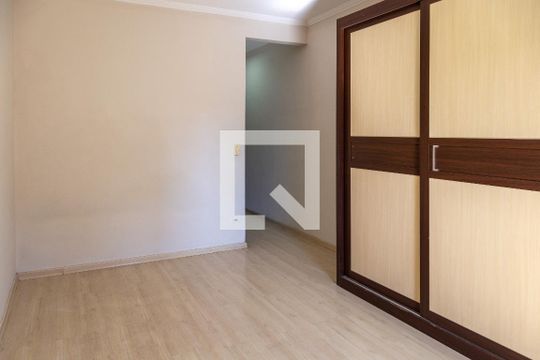 Quarto 1 suíte de casa para alugar com 3 quartos, 220m² em Gopoúva, Guarulhos