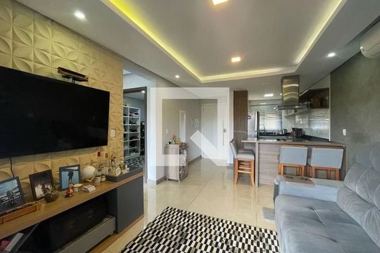 Sala de casa à venda com 3 quartos, 135m² em Petrópolis, Novo Hamburgo