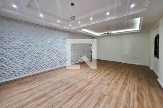 Casa para alugar com 3 quartos, 319m² em São Francisco, Niterói