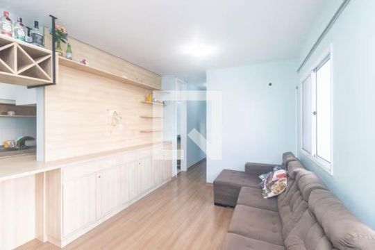 Sala de apartamento para alugar com 3 quartos, 78m² em Humaitá, Porto Alegre