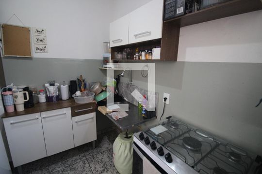 Cozinha e Área de Serviço de apartamento para alugar com 2 quartos, 55m² em Industrial, Contagem
