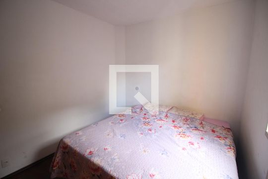 Quarto 1 de apartamento para alugar com 2 quartos, 55m² em Industrial, Contagem