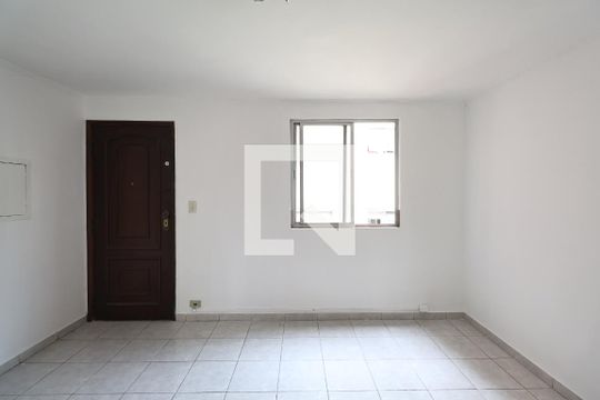 Sala de apartamento à venda com 2 quartos, 50m² em Conjunto Residencial Planeta, Santo André